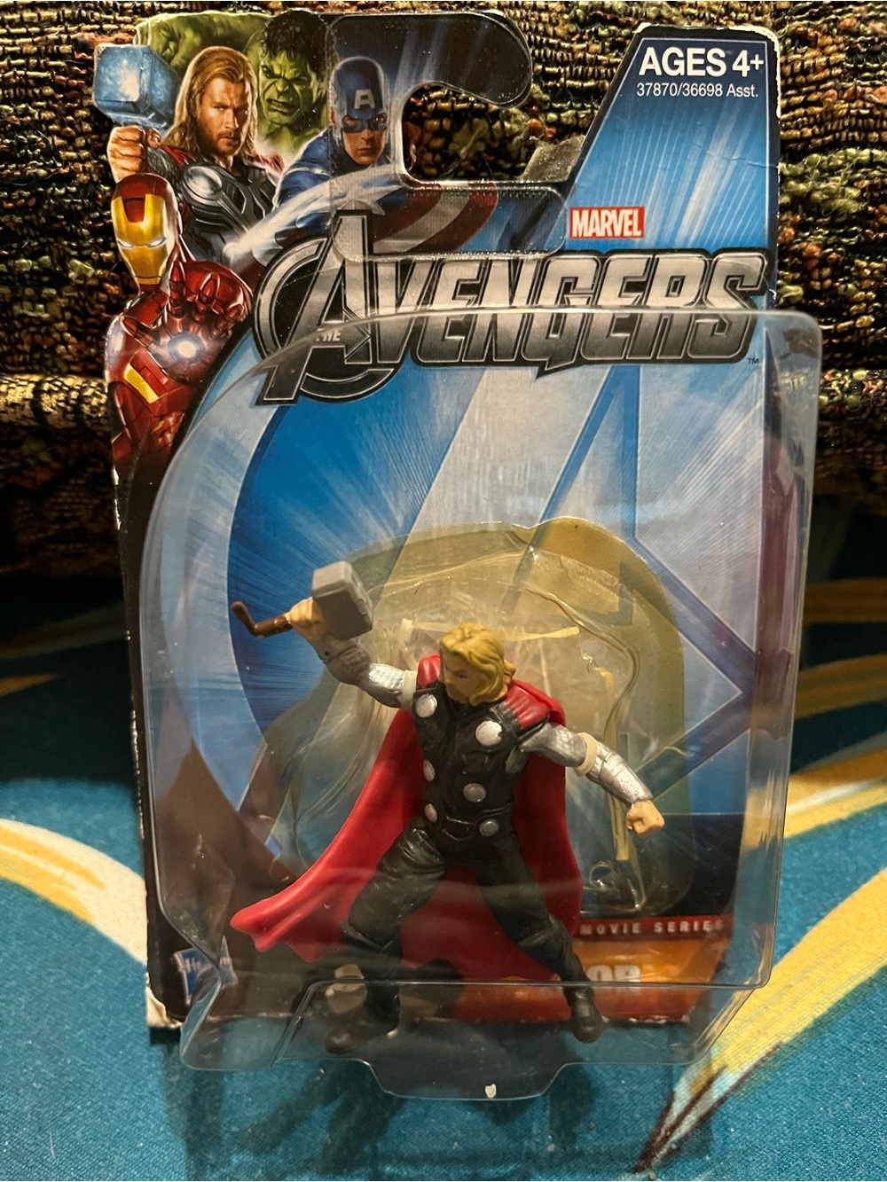 2011 Marvel Avengers Thor Action Figure - Red Cape, Black Outfit